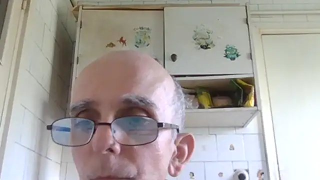 Snapshot of mariusica1@xh chatting on July 21, 2026, 11:44 am mariusica1xh online show from July 21, 2026, 11:44 am