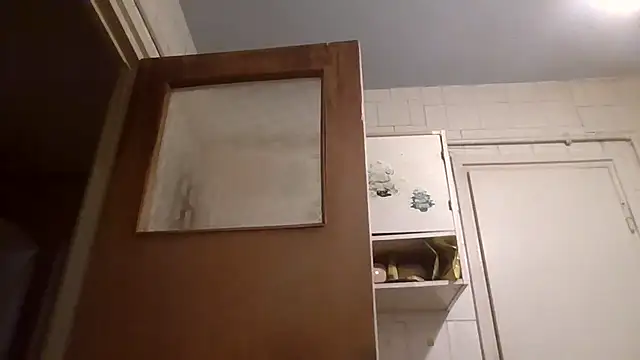 Snapshot of mariusica1@xh chatting on March 8, 2026, 10:46 pm mariusica1xh online show from March 8, 2026, 10:46 pm