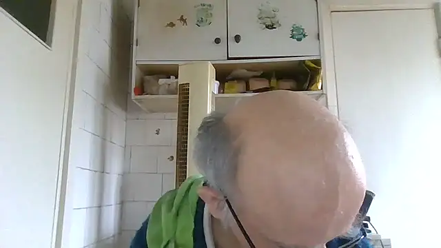 Snapshot of mariusica1@xh chatting on March 22, 2026, 1:23 pm mariusica1xh online show from March 22, 2026, 1:23 pm