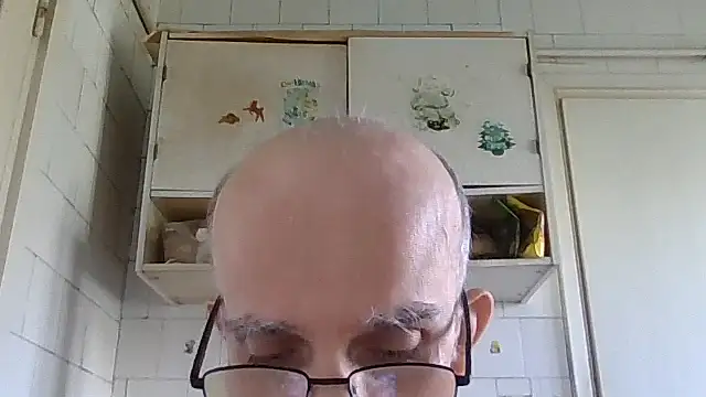 Snapshot of mariusica1@xh chatting on July 7, 2026, 9:57 am mariusica1xh online show from July 7, 2026, 9:57 am
