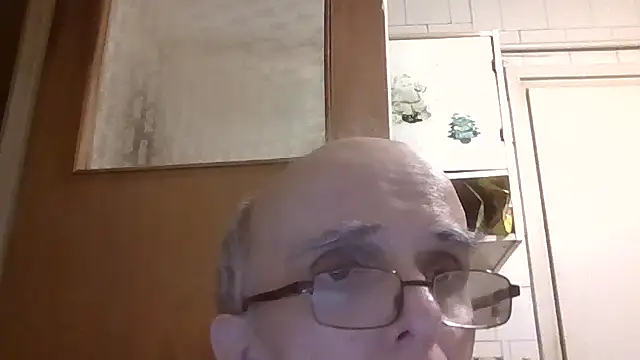 Snapshot of mariusica1@xh chatting on March 9, 2026, 11:08 pm mariusica1xh online show from March 9, 2026, 11:08 pm