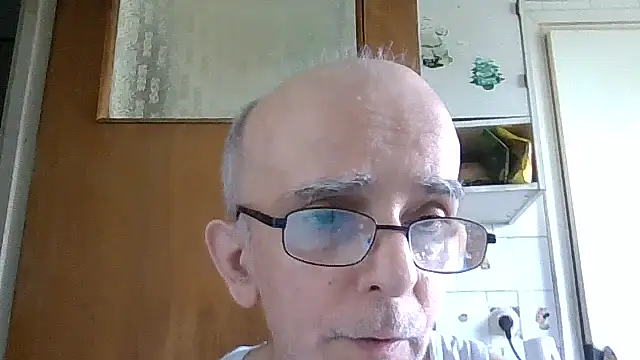 Snapshot of mariusica1@xh chatting on July 14, 2026, 10:21 am mariusica1xh online show from July 14, 2026, 10:21 am
