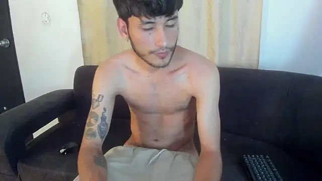 Henrikk senn online show from October 7, 2025, 11:06 pm