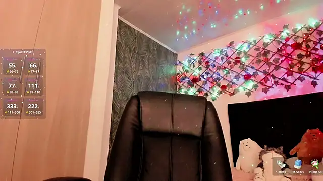 Snapshot of Lilith_Miller21 chatting on October 9, 2025, 7:14 pm Lilith Miller21 online show from October 9, 2025, 7:14 pm