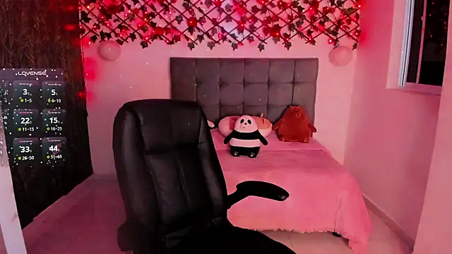 Snapshot of Lilith_Miller21 chatting on September 15, 2025, 9:26 pm Lilith Miller21 online show from September 15, 2025, 9:26 pm