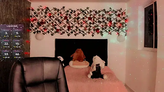 Snapshot of Lilith_Miller21 chatting on September 30, 2025, 8:15 pm Lilith Miller21 online show from September 30, 2025, 8:15 pm