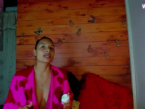 mykaelahoney online show from October 20, 2025, 2:24 am