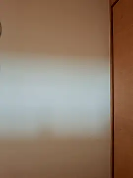 lillinalanes online show from November 26, 2025, 9:42 am