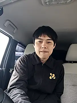 Snapshot of whitebriefboy chatting on March 25, 2026, 10:41 pm whitebriefboy online show from March 25, 2026, 10:41 pm