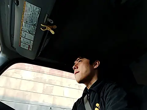 Snapshot of whitebriefboy chatting on March 20, 2026, 10:00 pm whitebriefboy online show from March 20, 2026, 10:00 pm