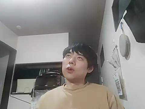 Snapshot of whitebriefboy chatting on February 13, 2026, 8:14 am whitebriefboy online show from February 13, 2026, 8:14 am