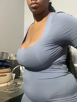 Snapshot of Candy_Love_18 chatting on March 22, 2026, 11:56 am Candy Love 18 online show from March 22, 2026, 11:56 am