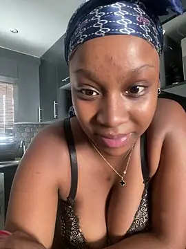 Snapshot of Candy_Love_18 chatting on February 20, 2026, 9:11 am Candy Love 18 online show from February 20, 2026, 9:11 am