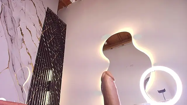 ebony hot1 online show from September 18, 2025, 1:25 pm