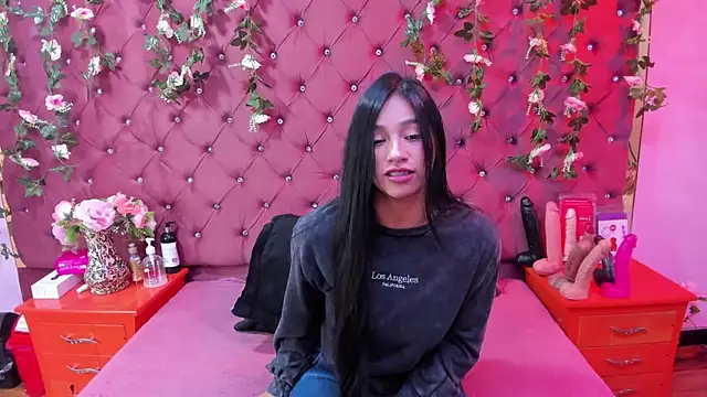 Mariana Prin online show from November 22, 2025, 3:16 am