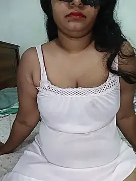 Snapshot of Reesha_99 chatting on June 14, 2026, 2:24 am Reesha 99 online show from June 14, 2026, 2:24 am