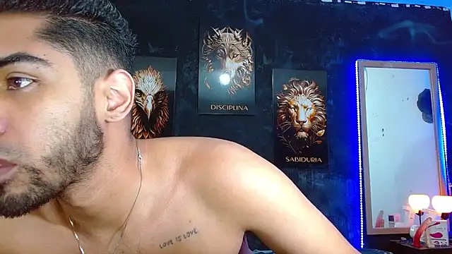 ryanse hot online show from November 15, 2025, 7:07 pm