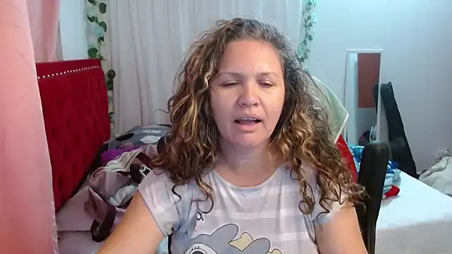 helenca43 online show from October 24, 2025, 10:03 am