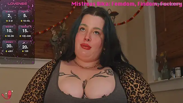 MissBika online show from March 22, 2025, 5:06 am