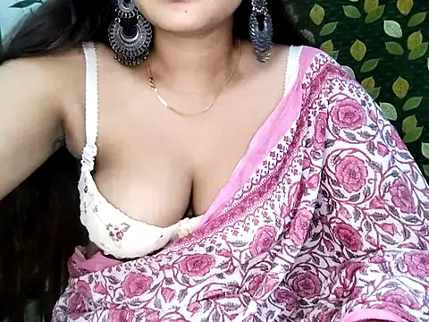 Snapshot of Aarvi_Arora chatting on September 24, 2025, 10:22 am Aarvi Arora online show from September 24, 2025, 10:22 am