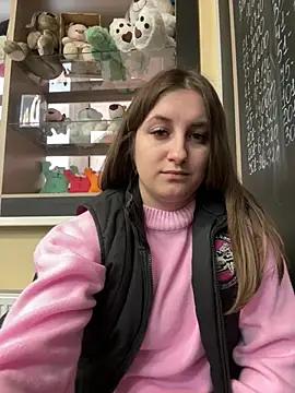 Strawberryyyyik online show from March 19, 2025, 12:45 pm