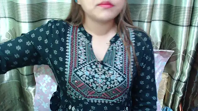 queen angelina online show from February 20, 2026, 10:55 pm