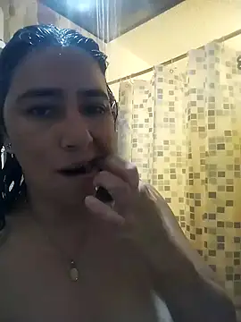 Snapshot of Im_Alma_ chatting on April 6, 2026, 12:50 pm Im Alma online show from April 6, 2026, 12:50 pm