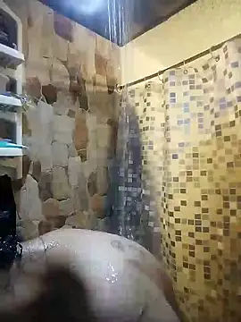 Snapshot of Im_Alma_ chatting on February 20, 2026, 8:55 pm Im Alma online show from February 20, 2026, 8:55 pm