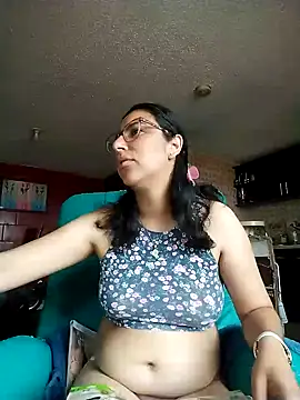 Snapshot of Im_Alma_ chatting on March 27, 2026, 1:23 pm Im Alma online show from March 27, 2026, 1:23 pm