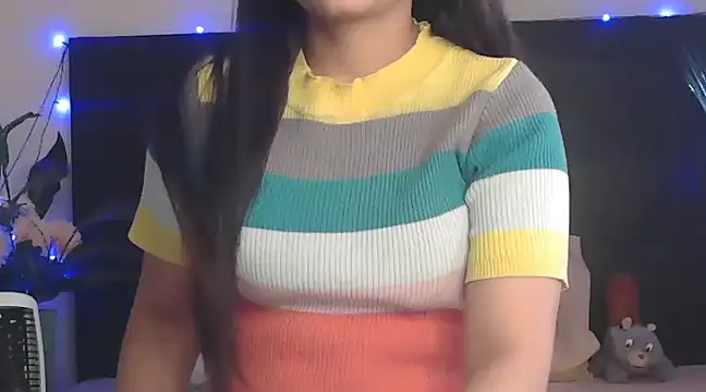 WildRuhi20 online show from February 9, 2025, 8:32 am