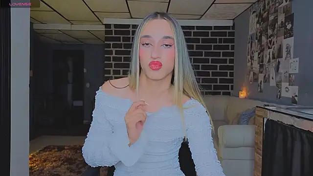 Snapshot of Goddivaa chatting on March 24, 2026, 6:24 am Goddivaa online show from March 24, 2026, 6:24 am