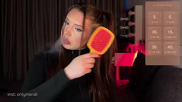 Snapshot of MENNDI chatting on February 22, 2025, 3:03 pm MENNDI online show from February 22, 2025, 3:03 pm