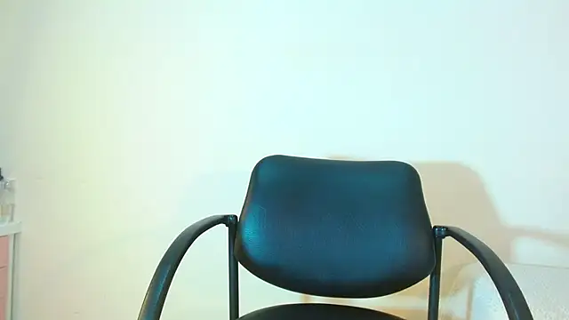 JessicaRabbit04 online show from November 10, 2025, 9:42 pm