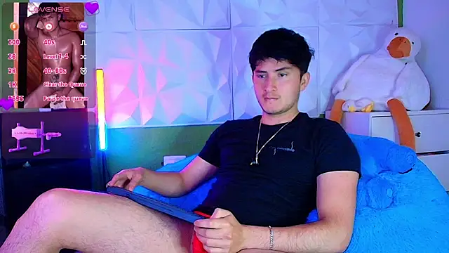 santyago taylor online show from October 15, 2025, 7:00 pm