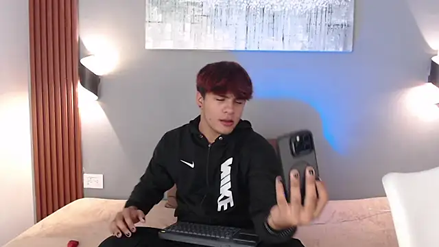 Snapshot of LuciferM_Star chatting on April 6, 2026, 5:08 am LuciferM Star online show from April 6, 2026, 5:08 am