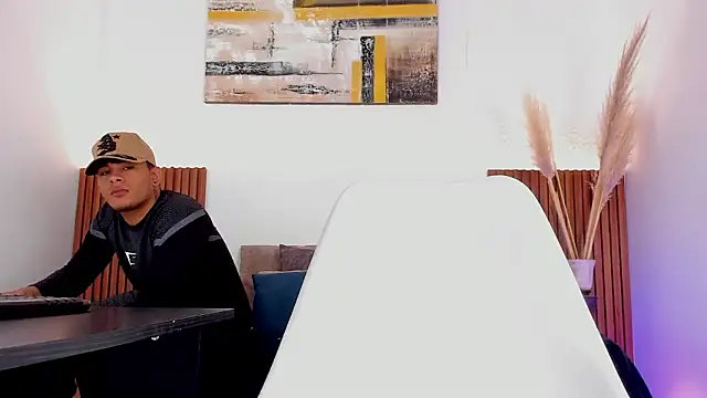 Snapshot of LuciferM_Star chatting on March 7, 2026, 3:57 am LuciferM Star online show from March 7, 2026, 3:57 am