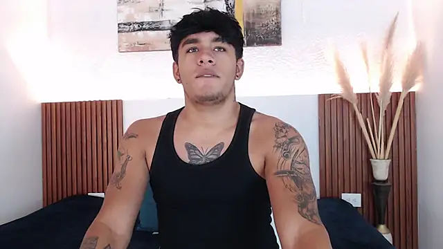 Snapshot of LuciferM_Star chatting on March 21, 2026, 12:56 am LuciferM Star online show from March 21, 2026, 12:56 am