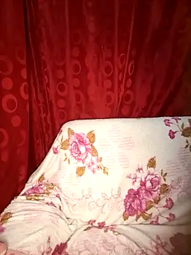 ifeelverywet andhot online show from February 19, 2025, 3:05 pm