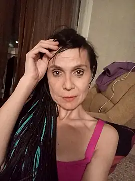 Snapshot of Francenia_lolis chatting on June 20, 2026, 10:04 pm Francenia lolis online show from June 20, 2026, 10:04 pm