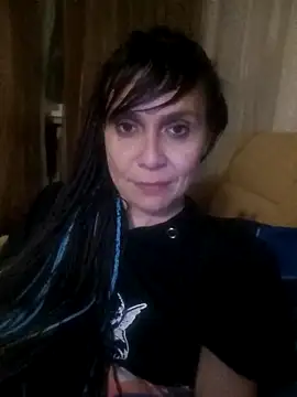 Francenia lolis online show from June 4, 2026, 8:24 pm