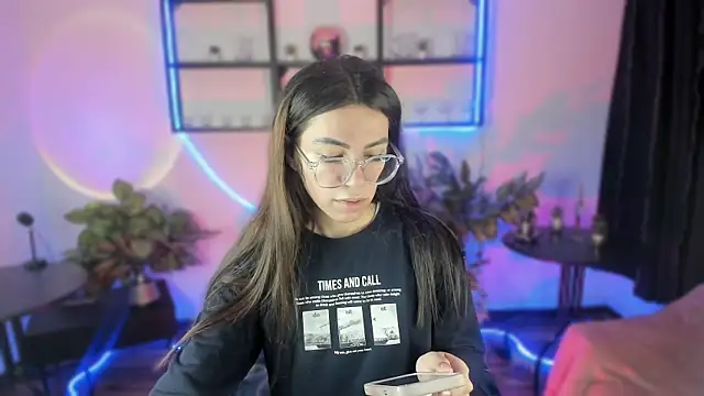 Snapshot of electra_goddes chatting on November 29, 2025, 3:28 am electra goddes online show from November 29, 2025, 3:28 am