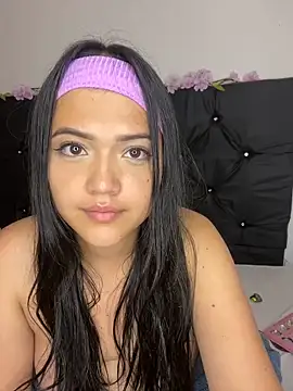 alisson carolina73 online show from February 10, 2025, 8:20 am