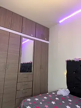 alisson carolina73 online show from March 11, 2025, 4:19 am