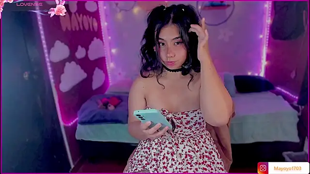 Snapshot of kiki_cavilll chatting on December 1, 2025, 2:29 pm kiki cavilll online show from December 1, 2025, 2:29 pm