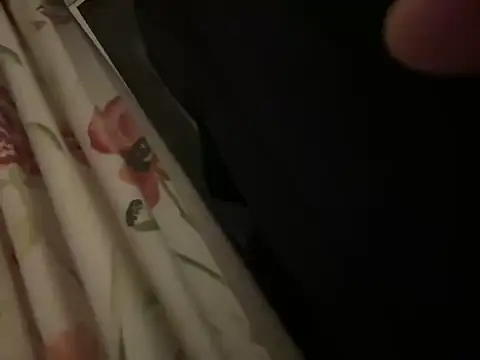 Snapshot of mrwright878787 chatting on January 20, 2025, 11:21 pm mrwright878787 online show from January 20, 2025, 11:21 pm