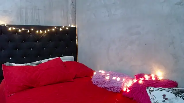 GeovannaFranco online show from February 18, 2025, 12:48 am