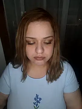 cansuozell online show from November 14, 2025, 8:01 pm