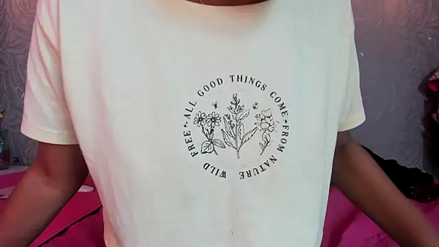 KOURTNEY-- online show from December 14, 2025, 2:07 am