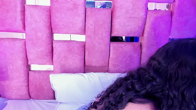 paulette dupont online show from September 28, 2025, 3:02 am