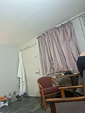 Snapshot of Puusy780 chatting on January 9, 2026, 2:29 am Puusy780 online show from January 9, 2026, 2:29 am